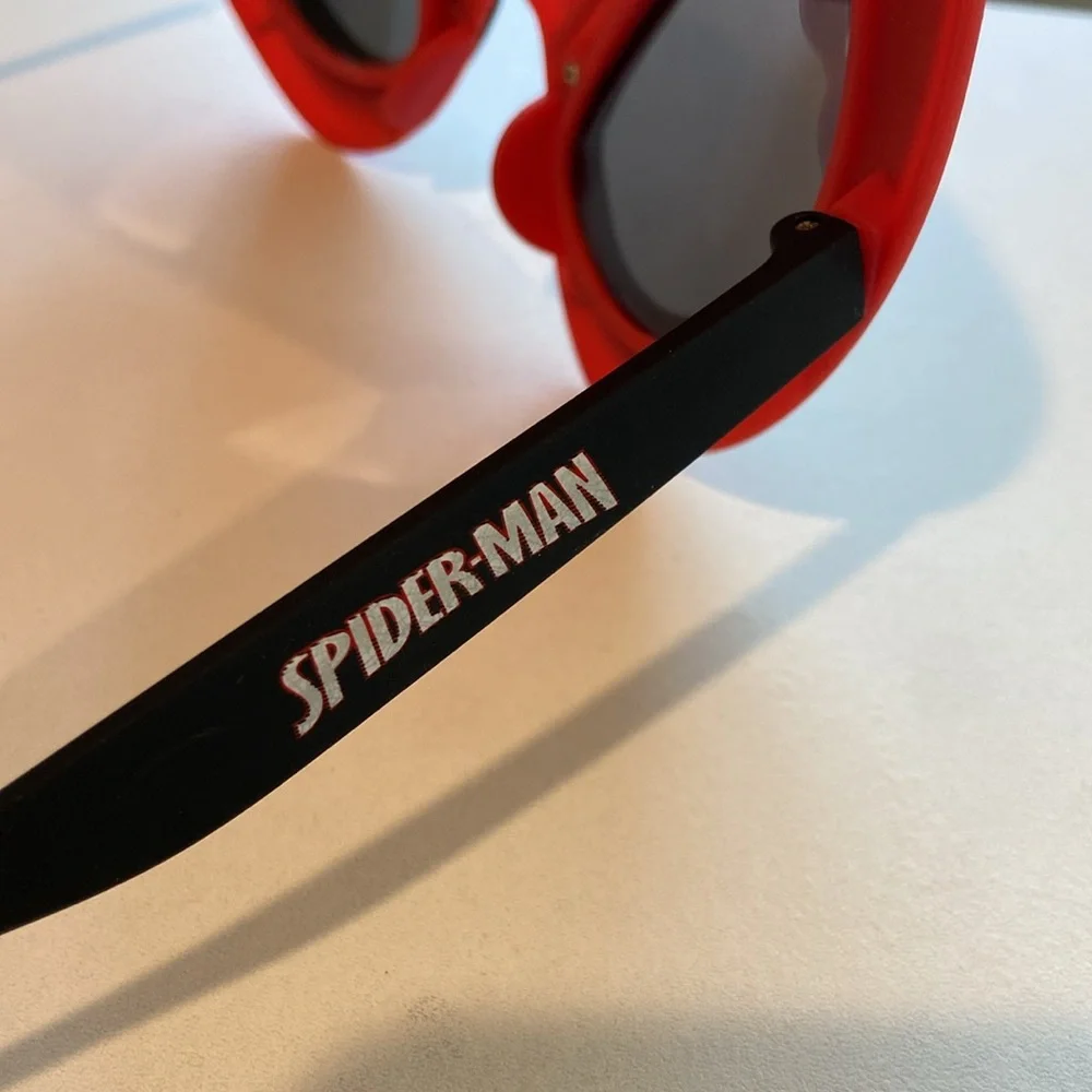 Spider Man Sunglasses / Mask with UVA protection